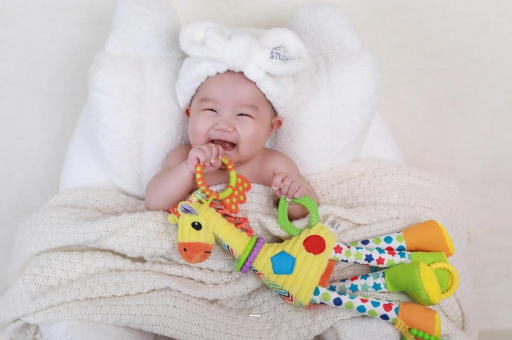 包生男孩正规公司宝宝两天不排便只放屁 包生男孩正规公司宝宝两天不排便只放屁